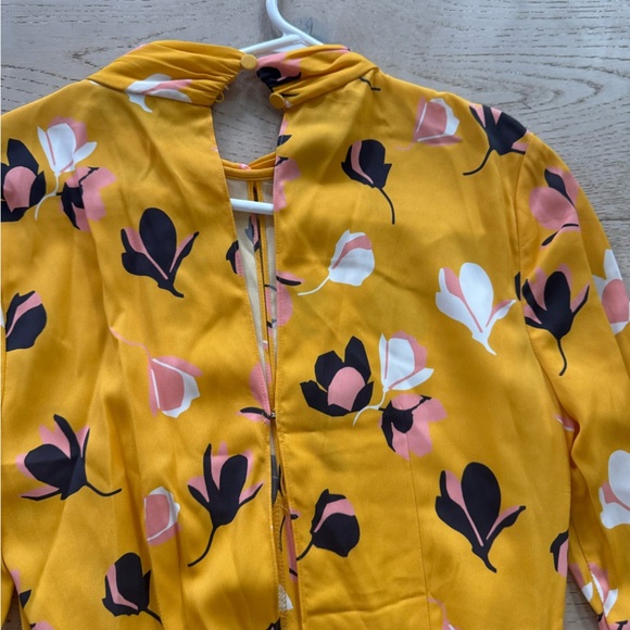 NWOT Self-Portrait Floral Twist Neck Mini Dress 2 - Picture 10 of 13